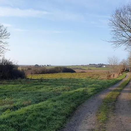 דירה 50 M2, Calme, Marche A Pied, Proche